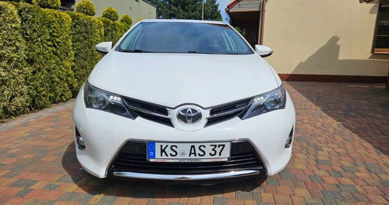 Toyota Auris cena 39999 przebieg: 127000, rok produkcji 2014 z Sokołów Małopolski małe 436